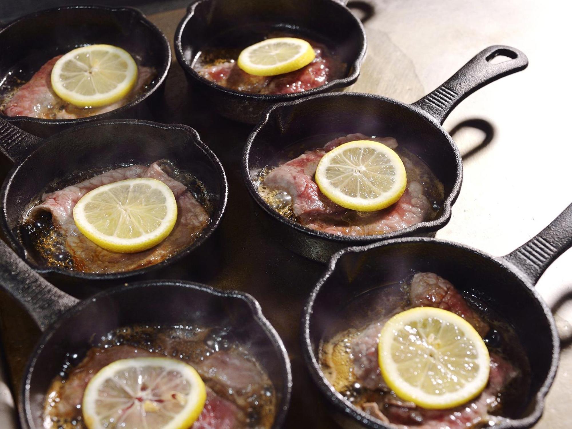 فندق ووترمارك نجاسكي هوس تن بوش ساسيبو المظهر الخارجي الصورة A pan of lemon sole